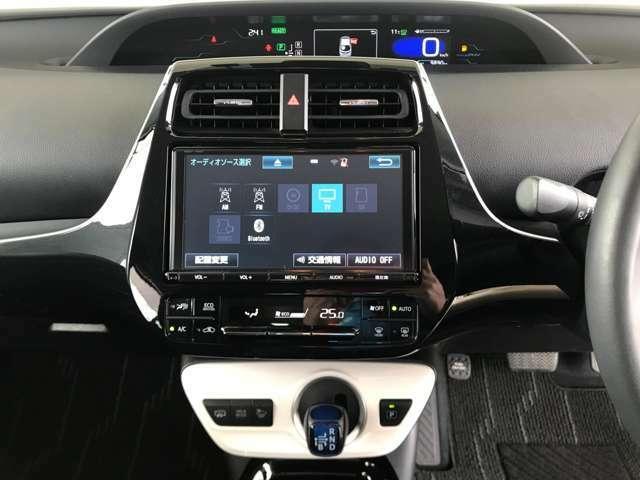 プリウスＰＨＶ Ｓ　モデリスタエアロ　純正９インチナビ　４灯式ＬＥＤライト　９インチナビ　ＥＴＣ　前席シートヒーター　ワンオーナー　レーダークルーズコントロール（14枚目）