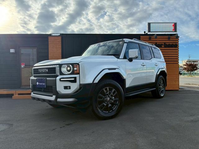 ランドクルーザー250 VX ワンオーナー サンルーフ ルーフレール 黒革シート 純正ディスプレイオーディオ フルセグ Bluetooth 360度カメラ ステアリモコン クルコン デジタルインナーミラー シートヒータークーラー(2枚目)