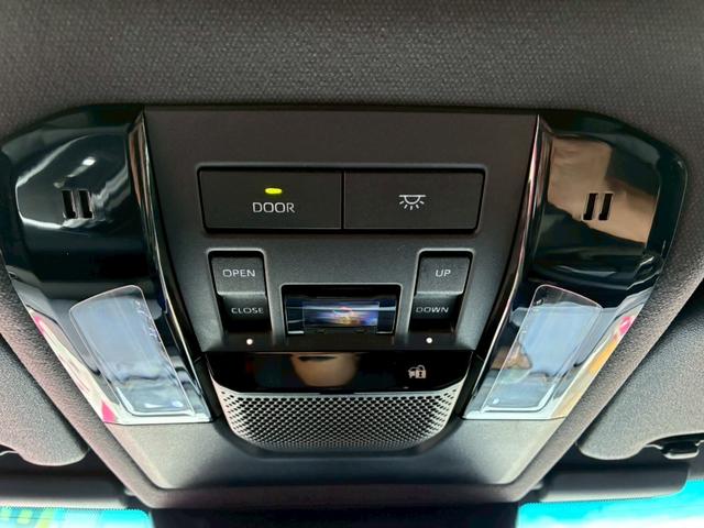 ランドクルーザー250 VX ワンオーナー サンルーフ ルーフレール 黒革シート 純正ディスプレイオーディオ フルセグ Bluetooth 360度カメラ ステアリモコン クルコン デジタルインナーミラー シートヒータークーラー(31枚目)