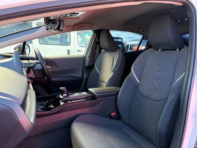 プリウス G ワンオーナー 純正ナビ フルセグ Bluetooth USB ミラキャスト バックカメラ プッシュスタート ステアリモコン クルコン シートヒーター デジタルインナーミラー オートハイビーム ETC(19枚目)