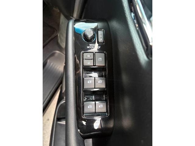 アルファード ２．５Ｓ　Ｃパッケージ　サンルーフ　黒革シート　アルパインＢＩＧＸナビ　フルセグ　Ｂｌｕｅｔｏｏｔｈ　ＨＤＭＩ　ＡＵＸ　Ｂカメラ　シートヒーター・クーラー　ステアリモコン　クルコン　ステアヒーター　パワーバックドア　ＥＴＣ（35枚目）