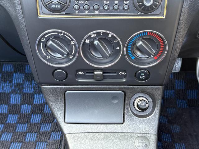 コペン アクティブトップ 純正オーディオ CD MD ラジオ シートヒーター MOMOステ(24枚目)