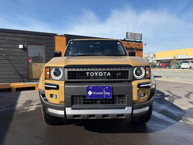 ランドクルーザー250 VXファーストエディション ワンオーナー モデリスタ 丸目レンズ サンルーフ ルーフレール 茶革シート 純正ディスプレイオーディオ フルセグ Bluetooth 360°カメラ デジタルインナーミラー シートヒーター・クーラー(2枚目)