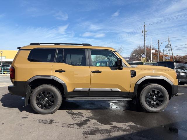 ランドクルーザー250 VXファーストエディション ワンオーナー モデリスタ 丸目レンズ サンルーフ ルーフレール 茶革シート 純正ディスプレイオーディオ フルセグ Bluetooth 360°カメラ デジタルインナーミラー シートヒーター・クーラー(4枚目)