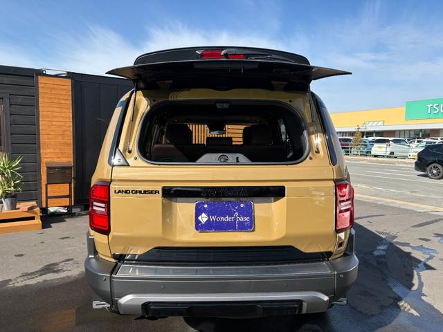 ランドクルーザー250 VXファーストエディション ワンオーナー モデリスタ 丸目レンズ サンルーフ ルーフレール 茶革シート 純正ディスプレイオーディオ フルセグ Bluetooth 360°カメラ デジタルインナーミラー シートヒーター・クーラー(14枚目)