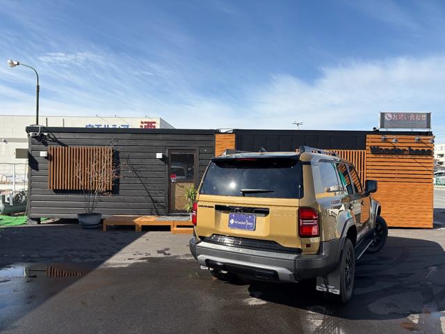 ランドクルーザー250 VXファーストエディション ワンオーナー モデリスタ 丸目レンズ サンルーフ ルーフレール 茶革シート 純正ディスプレイオーディオ フルセグ Bluetooth 360°カメラ デジタルインナーミラー シートヒーター・クーラー(16枚目)