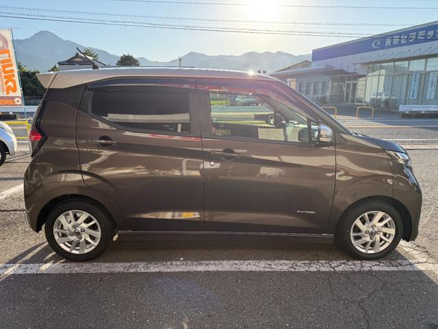 デイズ ハイウェイスター X エマージェンシーブレーキ 純正9インチナビ TV Bluetooth バックモニター ETC LEDヘッドライト LEDフォグランプ オートライト オートエアコン スマートキー プッシュスタート(2枚目)