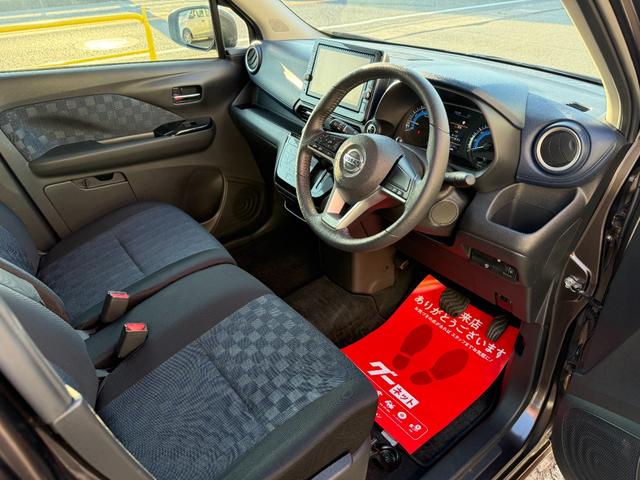 デイズ ハイウェイスター X エマージェンシーブレーキ 純正9インチナビ TV Bluetooth バックモニター ETC LEDヘッドライト LEDフォグランプ オートライト オートエアコン スマートキー プッシュスタート(8枚目)