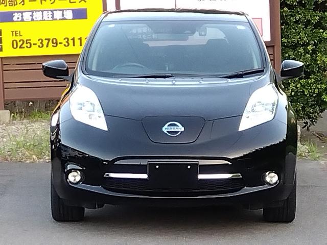 リーフ Ｇ（３０ｋｗｈ）　純正地デジナビＢｌｕｅｔｏｏｔｈ　バックモニター　衝突軽減ブレーキ　全席シートヒーター　ステアリングヒーター　ＬＥＤライト　クルーズコントロール　スマートキー　ＥＴＣ　１７インチアルミ　８セグメント（3枚目）