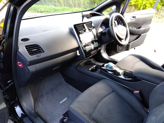 リーフ Ｇ（３０ｋｗｈ）　純正地デジナビＢｌｕｅｔｏｏｔｈ　バックモニター　衝突軽減ブレーキ　全席シートヒーター　ステアリングヒーター　ＬＥＤライト　クルーズコントロール　スマートキー　ＥＴＣ　１７インチアルミ　８セグメント（21枚目）