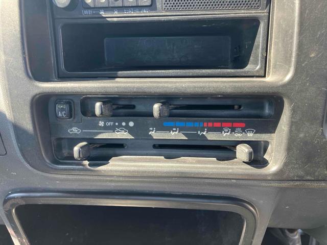 ハイゼットトラック エアコン・パワステスペシャルVS 4WD 軽トラック MT エアコン(31枚目)