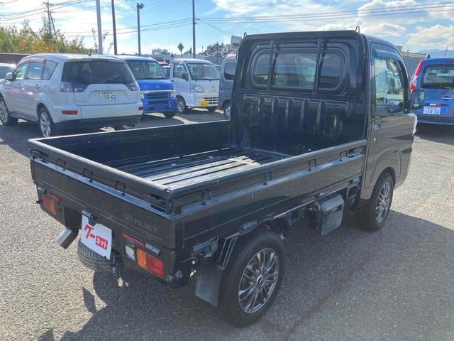 ご覧頂きまして誠に有難うございます!!是非ご来店して頂き、実際にご覧になって頂ければと思います。お客様からのご連絡をスタッフ一同、心よりお待ちしております