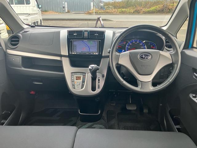 ステラ カスタムＲ　４ＷＤ　ＣＶＴ　社外ナビ　フルセグＴＶ　Ｂｌｕｅｔｏｏｔｈ　プッシュスタート　スマートキー　アイドリングストップ　ＥＴＣ　ＬＥＤ／オートライト　フォグライト　オートエアコン　電動格納ドアミラー（23枚目）