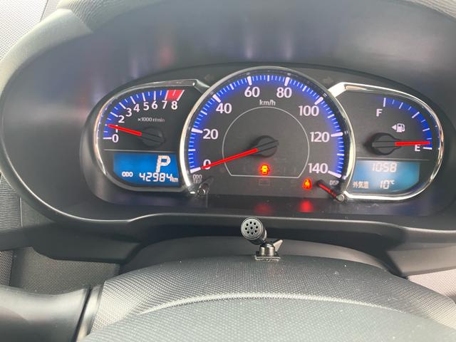 ステラ カスタムＲ　４ＷＤ　ＣＶＴ　社外ナビ　フルセグＴＶ　Ｂｌｕｅｔｏｏｔｈ　プッシュスタート　スマートキー　アイドリングストップ　ＥＴＣ　ＬＥＤ／オートライト　フォグライト　オートエアコン　電動格納ドアミラー（32枚目）