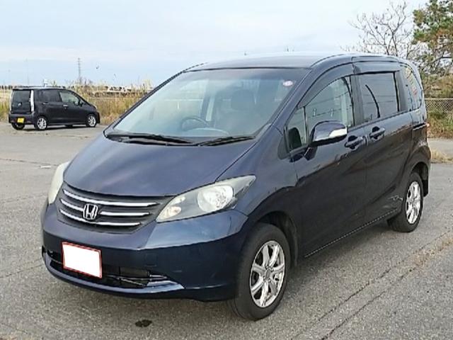 フリード フレックス　４ＷＤ　１セグ付ナビ　１５ＩＣアルミ　ＥＴＣ　キーレスＥ　助手席側電動スライドドア　フルフラット　ウォークスルー　ＡＢＳ　ＥＳＣ　運転席エアバック　助手席エアバック　電動格納ミラー　衝突安全ボディ（7枚目）