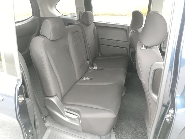 フリード フレックス　４ＷＤ　１セグ付ナビ　１５ＩＣアルミ　ＥＴＣ　キーレスＥ　助手席側電動スライドドア　フルフラット　ウォークスルー　ＡＢＳ　ＥＳＣ　運転席エアバック　助手席エアバック　電動格納ミラー　衝突安全ボディ（14枚目）