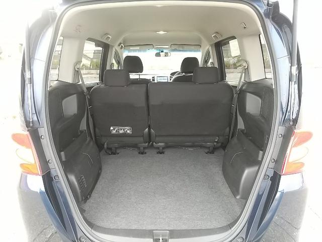 フリード フレックス　４ＷＤ　１セグ付ナビ　１５ＩＣアルミ　ＥＴＣ　キーレスＥ　助手席側電動スライドドア　フルフラット　ウォークスルー　ＡＢＳ　ＥＳＣ　運転席エアバック　助手席エアバック　電動格納ミラー　衝突安全ボディ（18枚目）