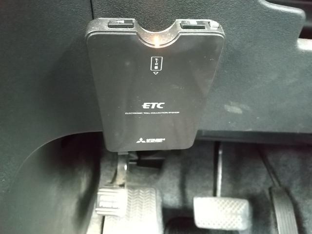 フリード フレックス　４ＷＤ　１セグ付ナビ　１５ＩＣアルミ　ＥＴＣ　キーレスＥ　助手席側電動スライドドア　フルフラット　ウォークスルー　ＡＢＳ　ＥＳＣ　運転席エアバック　助手席エアバック　電動格納ミラー　衝突安全ボディ（27枚目）