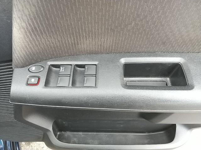 フリード フレックス　４ＷＤ　１セグ付ナビ　１５ＩＣアルミ　ＥＴＣ　キーレスＥ　助手席側電動スライドドア　フルフラット　ウォークスルー　ＡＢＳ　ＥＳＣ　運転席エアバック　助手席エアバック　電動格納ミラー　衝突安全ボディ（29枚目）