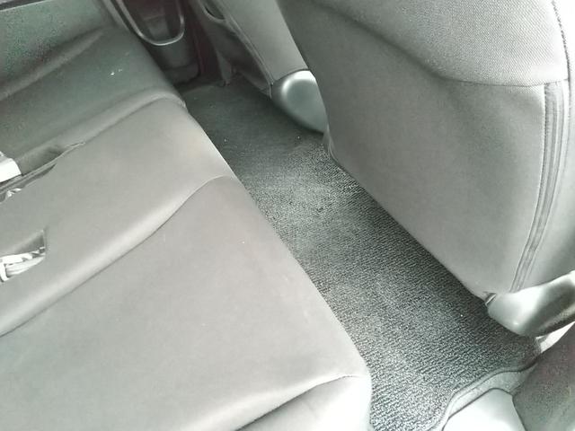 フリード フレックス　４ＷＤ　１セグ付ナビ　１５ＩＣアルミ　ＥＴＣ　キーレスＥ　助手席側電動スライドドア　フルフラット　ウォークスルー　ＡＢＳ　ＥＳＣ　運転席エアバック　助手席エアバック　電動格納ミラー　衝突安全ボディ（45枚目）