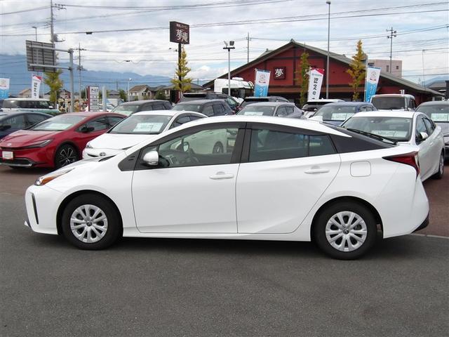 プリウス Ｓ　メモリーナビ　バックカメラ　衝突被害軽減システム　ＥＴＣ　ドラレコ　ＬＥＤヘッドランプ（8枚目）