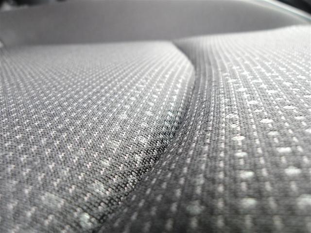 プリウス Ｓ　メモリーナビ　バックカメラ　衝突被害軽減システム　ＥＴＣ　ドラレコ　ＬＥＤヘッドランプ（16枚目）