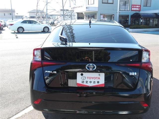 プリウス Ｓツーリングセレクション　フルセグ　メモリーナビ　ＤＶＤ再生　バックカメラ　衝突被害軽減システム　ＥＴＣ　ドラレコ　ＬＥＤヘッドランプ（5枚目）