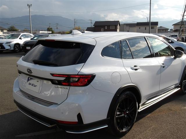 レヴォーグ　レイバック レヴォーグ　レイバック　サンルーフ　４ＷＤ　フルセグ　メモリーナビ　ＤＶＤ再生　バックカメラ　衝突被害軽減システム　ＥＴＣ　ドラレコ　ＬＥＤヘッドランプ　フルエアロ（4枚目）