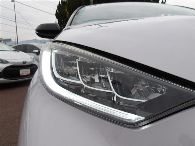 ヤリス Z メモリーナビ バックカメラ 衝突被害軽減システム ETC ドラレコ LEDヘッドランプ(8枚目)