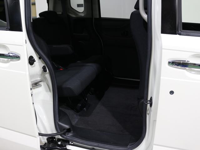 後部座席です。