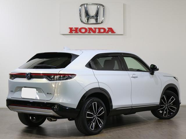 ヴェゼル ｅ：ＨＥＶ　Ｚ　ホンダコネクトディスプレー　フルセグ　リアカメラ　ＥＴＣ　シートヒーター　ＬＥＤヘッドライト　アルミホイール（5枚目）