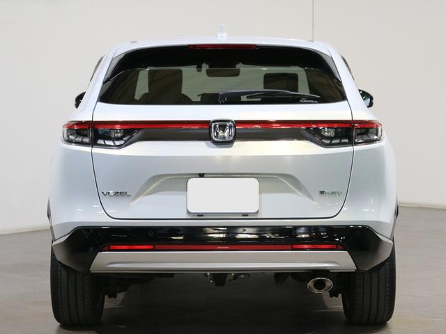ヴェゼル ｅ：ＨＥＶ　Ｚ　ホンダコネクトディスプレー　フルセグ　リアカメラ　ＥＴＣ　シートヒーター　ＬＥＤヘッドライト　アルミホイール（6枚目）