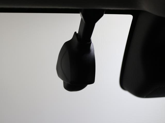 ヴェゼル ｅ：ＨＥＶ　Ｚ　ホンダコネクトディスプレー　フルセグ　リアカメラ　ＥＴＣ　シートヒーター　ＬＥＤヘッドライト　アルミホイール（21枚目）