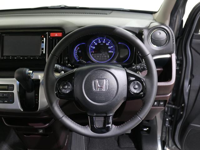 クルーズコントロール装備で高速道路も快適です。