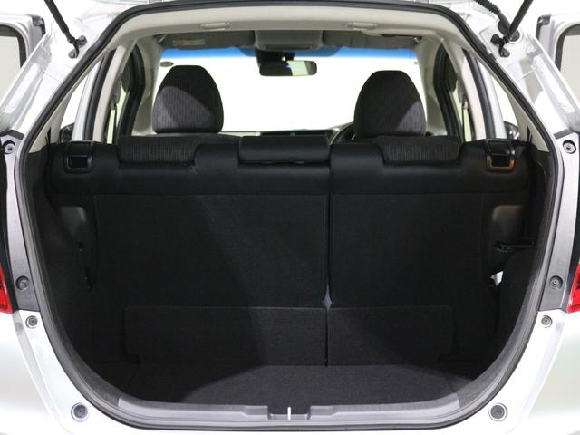 フィット 13G・Lパッケージ ギャザズメモリーナビ フルセグ DVD リアカメラ ETC LEDヘッドライト アルミホイール(13枚目)