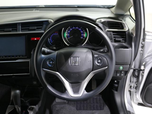 フィット 13G・Lパッケージ ギャザズメモリーナビ フルセグ DVD リアカメラ ETC LEDヘッドライト アルミホイール(16枚目)