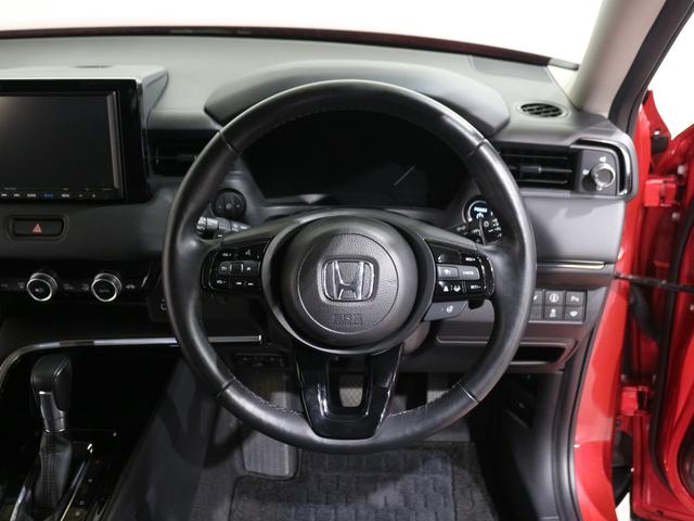 ヴェゼル ｅ：ＨＥＶ　Ｚ　ギャザズメモリーナビ　フルセグ　ＤＶＤ　リアカメラ　ＥＴＣ　ドラレコ　ＢＳｉ　シートヒーター　ＬＥＤヘッドライト　アルミホイール（16枚目）