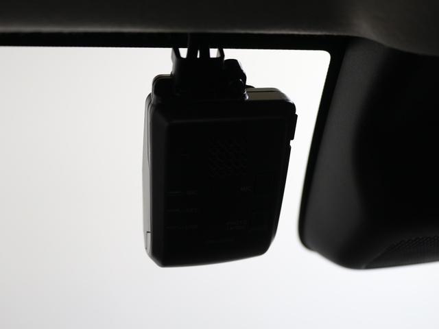 ヴェゼル ｅ：ＨＥＶ　Ｚ　ギャザズメモリーナビ　フルセグ　ＤＶＤ　リアカメラ　ＥＴＣ　ドラレコ　ＢＳｉ　シートヒーター　ＬＥＤヘッドライト　アルミホイール（20枚目）