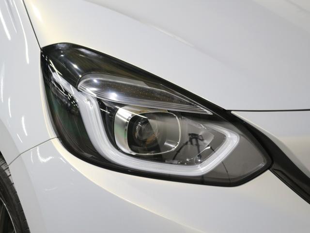 �k�d�c�w�b�h���C�g�ł��B