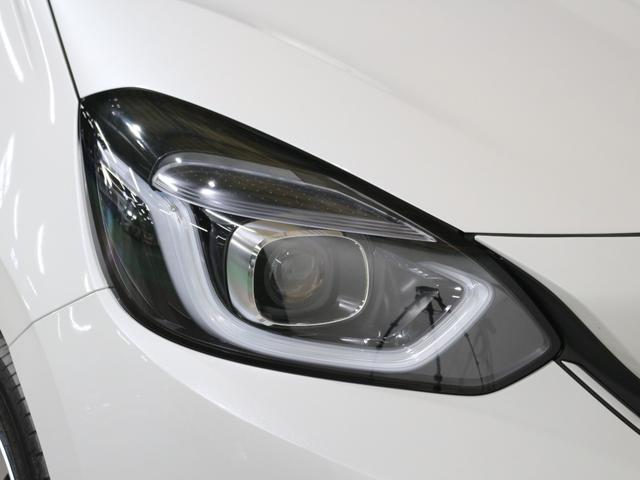 �k�d�c�w�b�h���C�g�ł��B