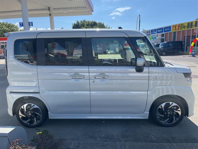 スペーシアカスタム ハイブリッドXS 届出済未使用車/全方位モニター/純正9インチナビ/両側電動スライドドア/マルチユースフラップ/スリムサーキュレーター/シートヒーター/クルーズコントロール/電動格納ミラー/アイドリングストップ(4枚目)