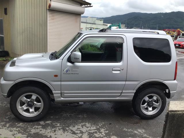 ジムニー ＦＩＳフリースタイルワールドカップリミテッド　４ＷＤ　　インタークーラーターボ（10枚目）