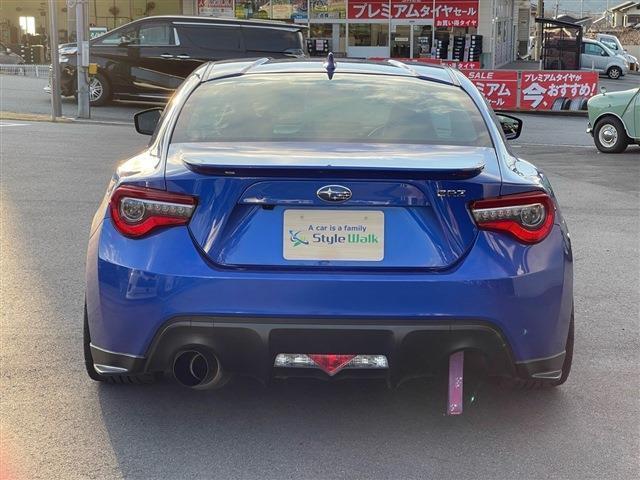 ＢＲＺ Ｓ　認定中古車／フルエアロ／車高調／社外マフラー／社外ＡＷ／純正ナビ／フルセグ／バックモニター／ＥＴＣ／シートヒーター／スペアキー（10枚目）