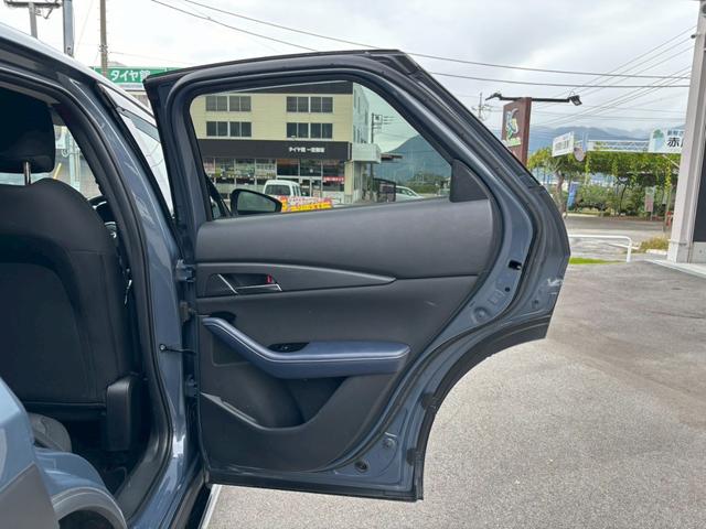 ＣＸ－３０ ２０Ｓ　プロアクティブ　ツーリングセレクション　認定中古車／ワンオーナー／３６０度セーフティーＰＫＧ／８．８インチ純正ナビ／フルセグＴＶ／Ｂｌｕｅｔｏｏｔｈ／全周囲モニター／ソナー／ＨＵＤ／ＬＥＤ／ドラレコ／シートヒーター／パワーバックドア（11枚目）