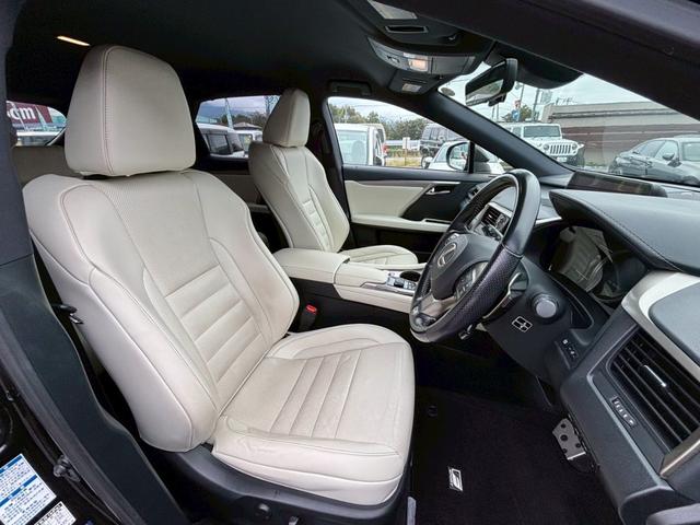 ＲＸ ＲＸ２００ｔ　Ｆスポーツ　認定中古車／１２．３インチ純正ナビ／全周囲モニター／３眼ＬＥＤ／レザーシート／４ＷＤ／ターボ／シーケンシャル／２０インチＡＷ／ＨＵＤ／メモリーシート／ＢＴ／ＡＣ１００Ｖ／ソナー／取・保・スペア（12枚目）