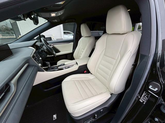 ＲＸ ＲＸ２００ｔ　Ｆスポーツ　認定中古車／１２．３インチ純正ナビ／全周囲モニター／３眼ＬＥＤ／レザーシート／４ＷＤ／ターボ／シーケンシャル／２０インチＡＷ／ＨＵＤ／メモリーシート／ＢＴ／ＡＣ１００Ｖ／ソナー／取・保・スペア（14枚目）