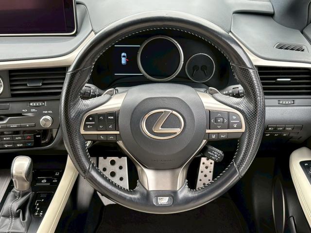 ＲＸ ＲＸ２００ｔ　Ｆスポーツ　認定中古車／１２．３インチ純正ナビ／全周囲モニター／３眼ＬＥＤ／レザーシート／４ＷＤ／ターボ／シーケンシャル／２０インチＡＷ／ＨＵＤ／メモリーシート／ＢＴ／ＡＣ１００Ｖ／ソナー／取・保・スペア（21枚目）