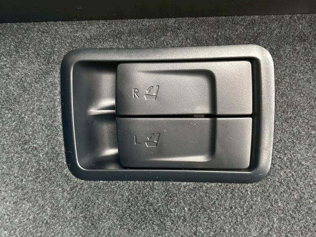 ＲＸ ＲＸ２００ｔ　Ｆスポーツ　認定中古車／１２．３インチ純正ナビ／全周囲モニター／３眼ＬＥＤ／レザーシート／４ＷＤ／ターボ／シーケンシャル／２０インチＡＷ／ＨＵＤ／メモリーシート／ＢＴ／ＡＣ１００Ｖ／ソナー／取・保・スペア（36枚目）