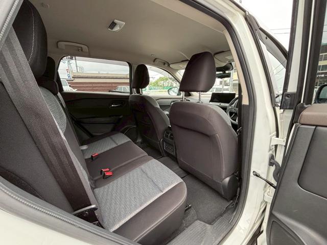 エクストレイル Ｘ　認定中古車／メーカーＯＰ１２．３インチ純正ナビ／インテリジェントアラウンドビューモニター／インテリジェントルー（16枚目）