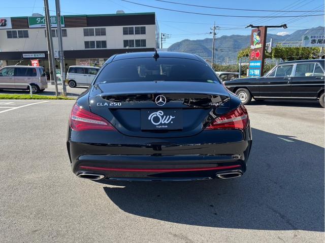 ＣＬＡクラス ＣＬＡ２５０シュポルト　４マチック　認定中古車／サンルーフ／レザーシート／ｈａｒｍａｎｋａｒｄｏｎ／ＡＭＧレザーエクスクルーシブＰＫＧ／純正ナビ／バックカメラ／ＢＴ／ＬＥＤ／１８ＡＷ／４ＷＤ／ターボ／メモリーシート／シートヒーター／（6枚目）